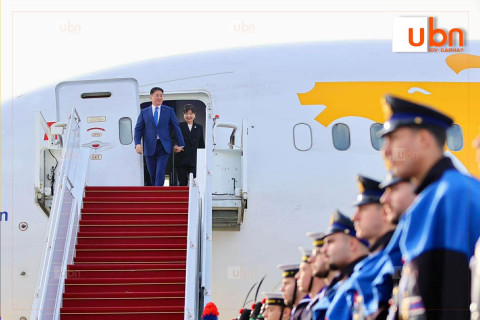 Ерөнхийлөгч У.Хүрэлсүх төрийн айлчлал хийхээр Бүгд Найрамдах Итали Улсад хүрэлцэн ирлээ