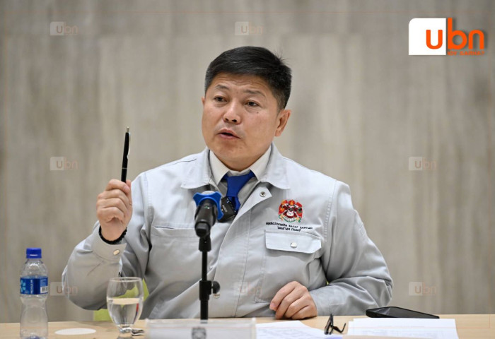 Х.Нямбаатар: Сургууль, цэцэрлэгүүдийг хийн болон цахилгаан халаалтад шилжүүлэх албан бичгийг Боловсролын сайд П.Наранбаярт хүргүүлнэ.