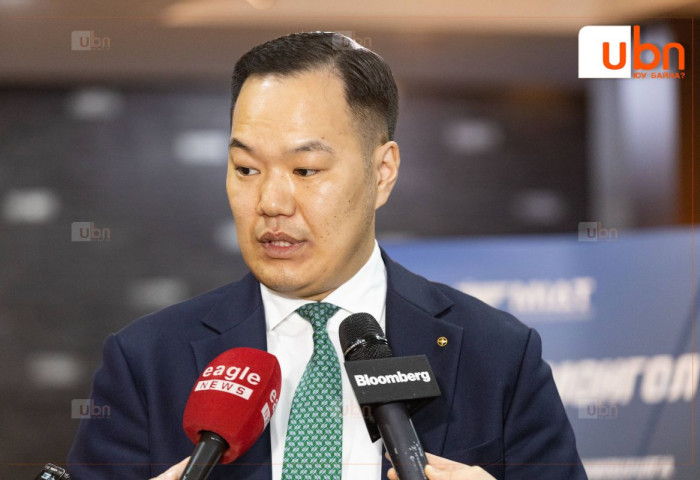 Б.Мөнхтамир: Цаашдаа хувь хүнийхээ карьерыг хөөж, бодлогын түвшинд ажиллахаар ТУЗ-дөө ажлаас чөлөөлөгдөх хүсэлтээ өгсөн