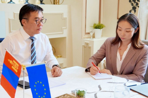 Европын холбооноос Монгол Улсад суугаа онц бөгөөд бүрэн эрхт элчин сайд хатагтай Ина Марчюлёните болон албаны төлөөлөгчдийг хүлээн авч уулзлаа