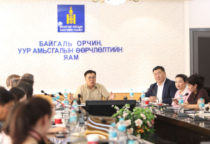 БОУАӨ-ийн сайд Б.Батбаатар тусгай хамгаалалттай газар нутагт төсөл, хөтөлбөр хэрэгжүүлж буй олон улсын байгууллагуудын төлөөллийг өнөөдөр хүлээн авч уулзлаа