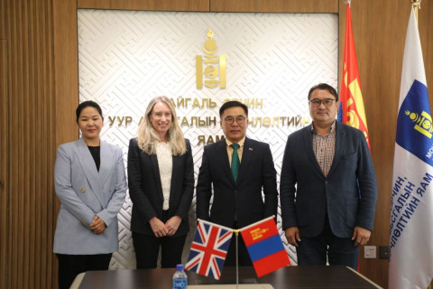 БОУАӨ-ийн сайд Б.Батбаатар ИБУИНВУ-аас Монгол Улсад суугаа онц бөгөөд бүрэн эрхт элчин сайд хатагтай Фиона Блитийг хүлээн авч уулзлаа