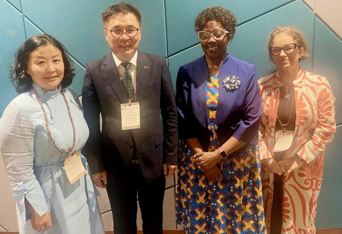 ГАДААД ТОМИЛОЛТ: НҮБ-ын байгаль орчны 7 дугаар ассамблейн үеэр Монгол Улсыг боломжит бүхий л хэлбэрээр дэмжин ажиллахаа илэрхийлэв