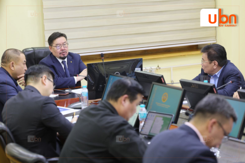 Улсын төсвөөс ДЦС-ын зээлийг төлөх боломжгүйг онцолж, үргүй зардлаа бууруулан үр ашгаа нэмэгдүүлэхийг санууллаа