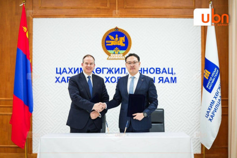 Монгол Улс хиймэл оюун, их өгөгдлийн ур чадвар олгох 3 жилийн хөтөлбөрийг Oracle компанитай хамтран хэрэгжүүлж эхэллээ