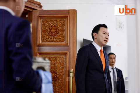 ШУУРХАЙ: УИХ-ын даргын өрөөнд МАН-ын Удирдах зөвлөл хуралдана