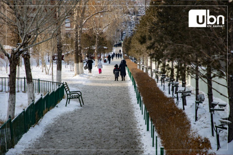 Улаанбаатарт -9 хэм хүйтэн