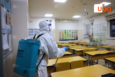 Нийслэлийн 182 сургуульд ариутгал халдваргүйжүүлэлт хийж эхэллээ