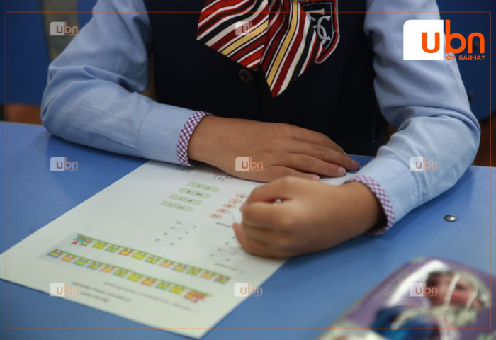 Маргаашаас бага ангийнхан танхимаар, дунд ангийнхан цахимаар хичээллэнэ