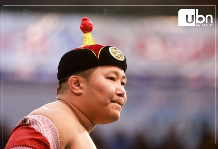 Н.Батсуурь, О.Хангай, Б.Орхонбаяр нар өнөөдөр БАРИЛДАХГҮЙ