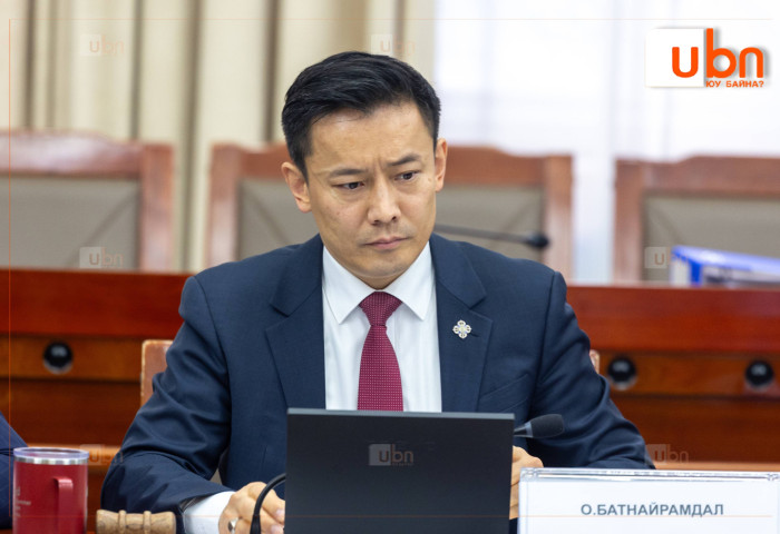 О.Батнайрамдал: “Маш нууц“ гэсэн тамгатай баримтууд байгаа учраас ашиглаж чадахгүй байна