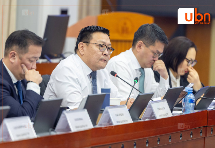 Б.Баярбаатар: Иргэд нэг уурлавал магадгүй тэрнээс ч том юм болохыг үгүйсгэхгүй шүү