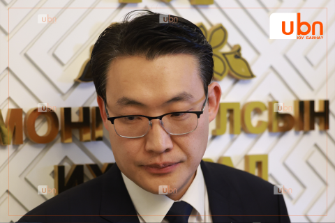 А.Амартүвшин: Олон жил төрд ажилласан ах, эгч нар өнөөдөр л утаатай болсон юм шиг ярихыг хараад инээд хүрч, ичиж байна