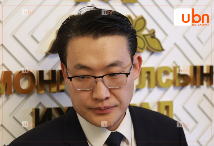 А.Амартүвшин: Олон жил төрд ажилласан ах, эгч нар өнөөдөр л утаатай болсон юм шиг ярихыг хараад инээд хүрч, ичиж байна