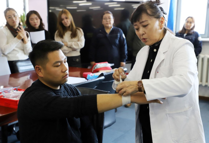 “Амь аврах анхан шатны тусламж үйлчилгээ”-ний талаар сургалт зохион байгууллаа