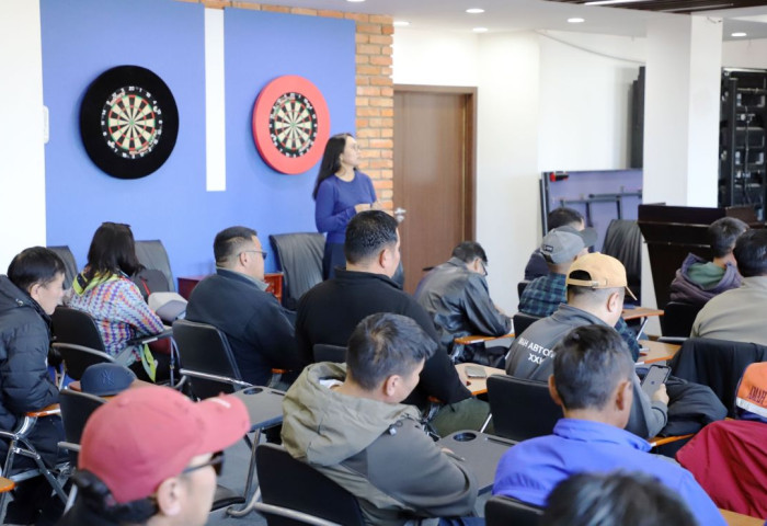 “Автотээврийн Үндэсний төв“ ТӨҮГ-ын Зорчигч тээврийн хэлтэс, нийслэлийн прокурорын газартай хамтран сургалт зохион байгууллаа