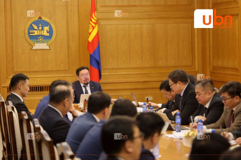 Авлига, ашиг сонирхлын зөрчлөөс ангид ажиллахыг нийт төрийн албан хаагчдад үүрэг болголоо