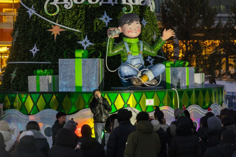 Гэр бүлийн халуун дулаан уур амьсгалыг нэмж, Юнител групп ажилтнууддаа 12 дугаар сарын 30, 31-нд цалинтай чөлөө олгоно