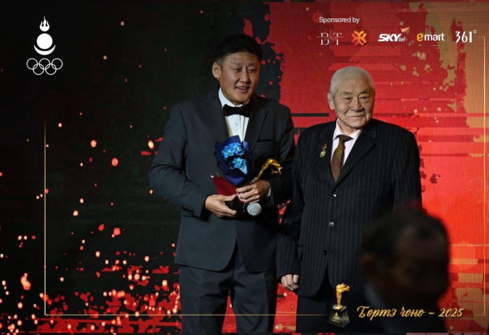 Бөртэ чоно-2025: Спортын шилдэг сэтгүүлчээр МҮОНРТ-ийн сэтгүүлч Д.Батжаргал тодорлоо