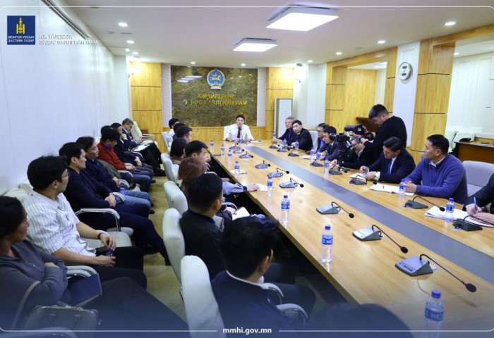 ААН-үүдэд хугацаатай үүрэг өгсний үр дүнд бүх суманд шатахуун нийлүүлжээ