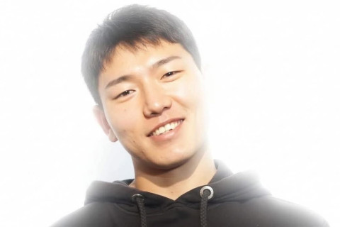 О.Осоржамаа агсны дурсгалыг хүндэтгэж 18.00 цагаас төв талбайд зул өргөнө