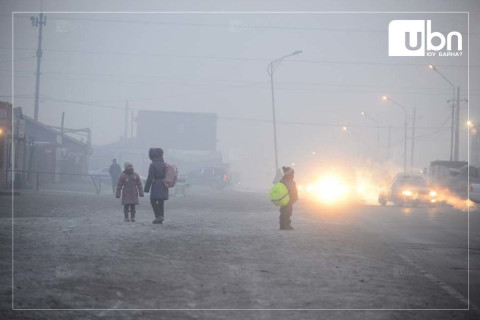 АГААРЫН ЧАНАР: Баянхошуу, Шархад, Хайлааст орчмын агаарын чанарын индекс БОХИРДОЛТОЙ байна