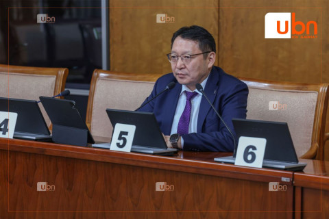 ЭЗБХ: Монголбанкны Ерөнхийлөгчөөр С.Наранцогтыг томилж, Б.Лхагвасүрэнг чөлөөлөхийг дэмжлээ