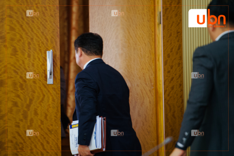 128 бүтээмж, хяналтын менежерийг чөлөөлж, сайд нарын орон тооны зөвлөхийг цомхотгохоор болжээ