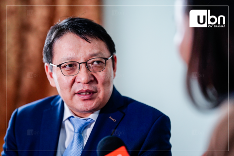 С.Наранцогт: Ард иргэдэд “Зээл тэглэчихдэг“ гэдэг ойлголт өгч болохгүй