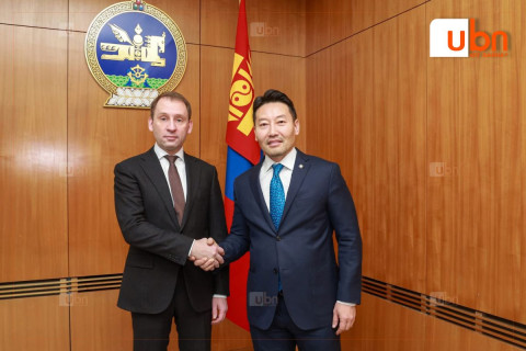 Ирэх оны нэгдүгээр сард шатахууны нийлүүлэлтийг хоёр дахин нэмэгдүүлэхээр ОХУ-ын талтай тохиролцлоо