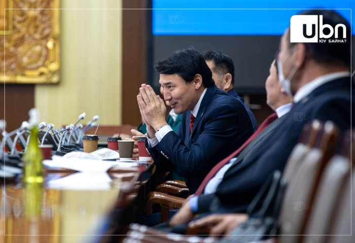 Г.Дамдинням: 2 өдөр тун хүнд өнгөрсөнд уучлал хүсье. Өнөөдөр 75 вагон АИ-92 бууна