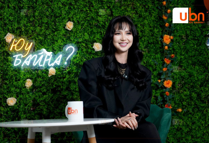 ТОП МОДЕЛЬ Т.БАТЦЭЦЭГ: Жил бүрийн ГОЁЛ наадмын дүнг чихэр горьдож байгаа хүүхэд шиг сандралтай хүлээдэг байсан. Энэ жил хүлээлт минь биеллээ олж ТОП МОДЕЛЬ боллоо