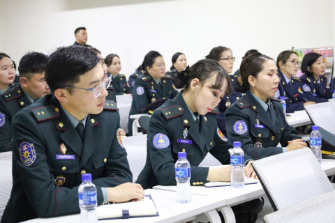 “Хүний эрхийн сургагч багш бэлтгэх” сургалт эхэллээ