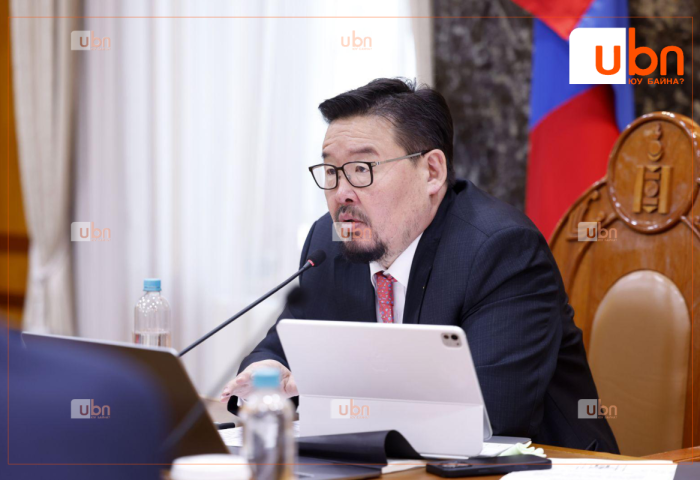 Ерөнхий сайд “Дэд сайд нарыг авч үлдэнэ,  ажлаа сайн хийцгээ“ гэж захижээ