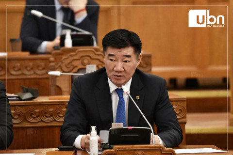 “Нас барсан иргэдэд хувьцааны ногдол ашиг олгох эсэх асуудлыг шийдэх хэрэгтэй“