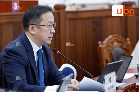 Б.Бат-Эрдэнэ: АТҮТ-ийн даргаар хөгжимчин хүн томилох гэж байгаа талаарх мэдээлэл байна