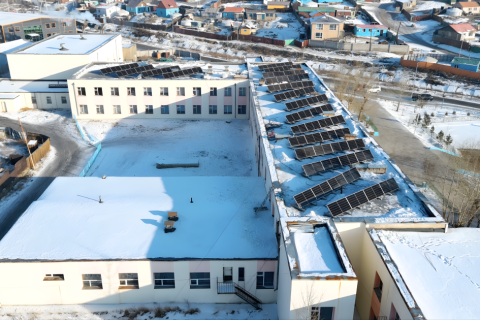 Чингэлтэй дүүргийн 49 дүгээр сургууль хэрэглээний цахилгаанаа 100 хувь өөрсдөө үйлдвэрлэдэг боллоо