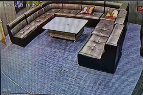 Зочид буудал, караокены өрөөнд камер байршуулсан явдлыг зогсоожээ