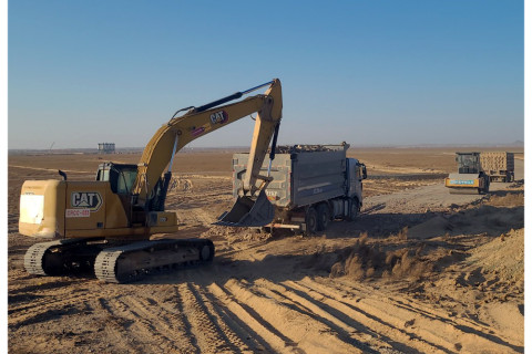 Гашуунсухайт Ганцмод боомтын хил дамнасан төмөр замын төслийн барилга угсралтын ажил хэвийн үргэлжилж байна