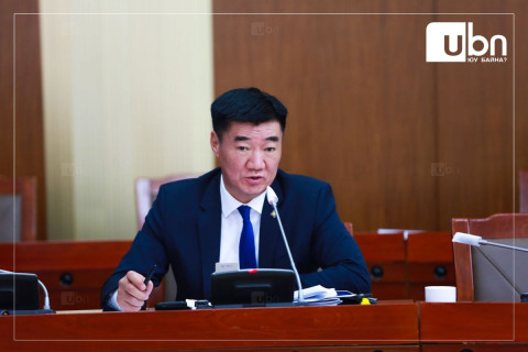 С.Бямбацогт: Хамгийн итгэлтэй, ажил хэрэгч, хариуцлагатай нь эмэгтэйчүүд боловч цаг нь тулахад эрчүүдийг томилдог