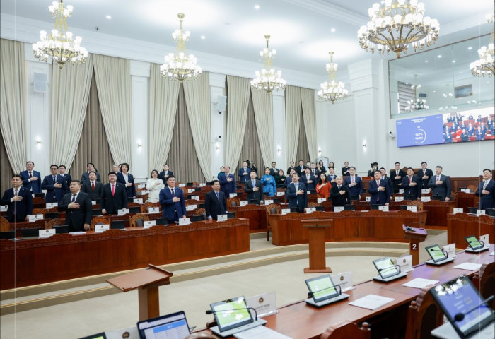 Хаврын ээлжит чуулганаар 27 хууль, тогтоолын төслийг хэлэлцэнэ