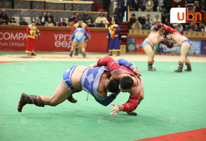 ТАНИЛЦ: Энэ сард Бөхийн өргөөнд 8 барилдаантай