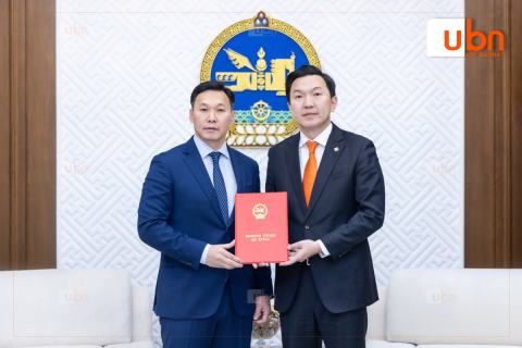 Сургуулийн орчны эрүүл мэнд, аюулгүй байдлын тухай хуулийн төслийг УИХ-д өргөн мэдүүллээ