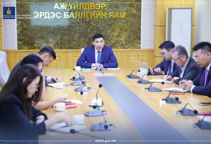 АҮЭБЯ: АИ-92 шатахууныг тасалдуулахгүй, үнэ нэмэхгүй байх зөвлөмжийг ААН-үүдэд хэрэгжүүлэхээр тогтов