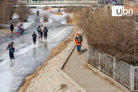 Улаанбаатарт -14 хэм хүйтэн байна
