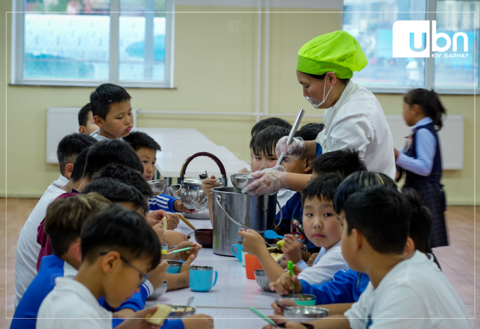 Нийслэлийн 1-5 дугаар ангийн 189 мянган сурагчид долоо хоногт нэг удаа сүү өгнө