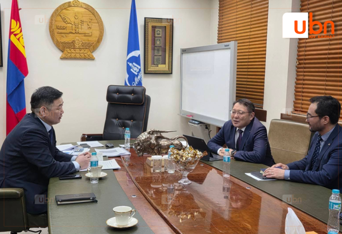 Банкны зээл хязгаартай үeд иргэд ББСБ, аппликейшн, ломбарднаас жилийн 30-60 хувийн хүүтэй зээл авч, дарамтад орж буйг онцоллоо