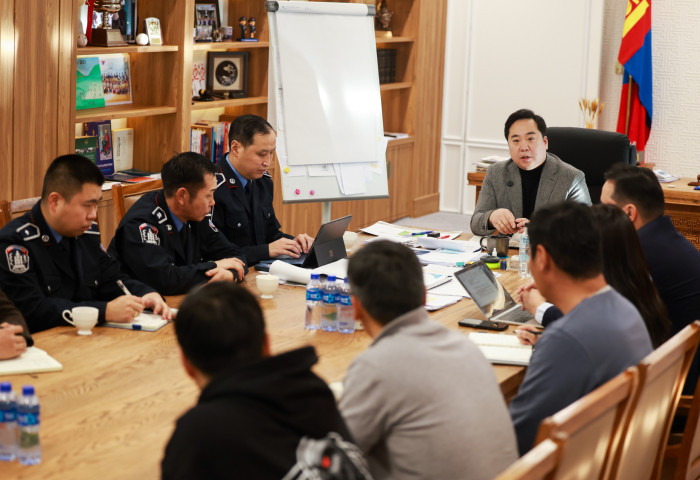 А.Баяр: ШУТИС-ийн багш нарын бүтээсэн бүх төрлийн “Автомат хаалт онгойлгодог чип”-ийг нийслэлээс дэмжиж 9 дүүрэгт суурилуулна