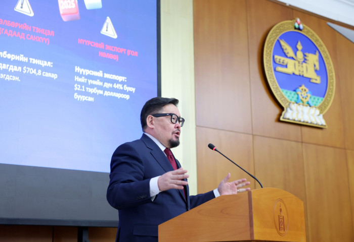 Г.Занданшатар: Суманд өвөлжөөний газар олгох зөвшөөрлийг Засгийн газар биш орон нутаг нь шийддэг болно