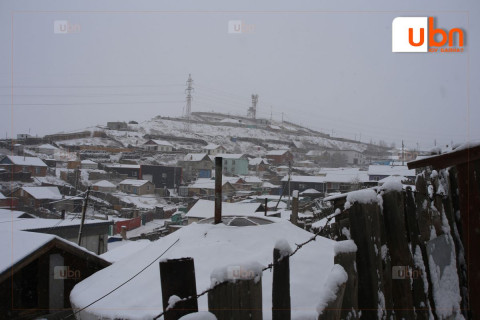 Улаанбаатарт -27 хэм хүйтэн